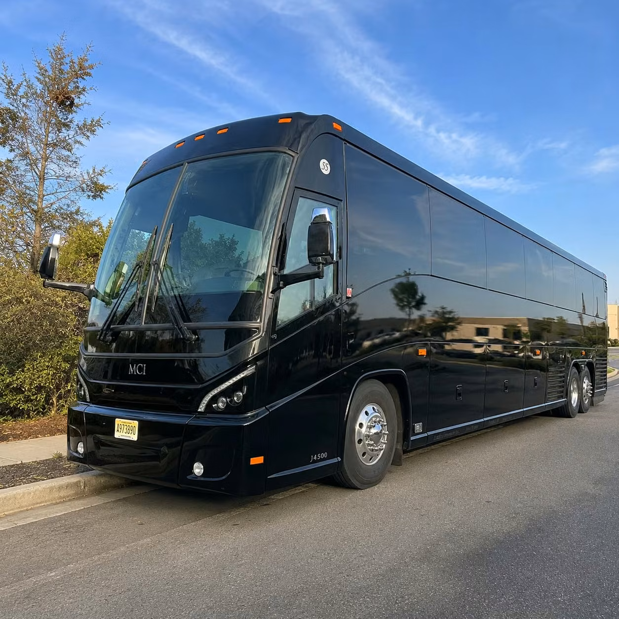 canton groups trust charterbuscanton com for long distance trips to chicago cleveland and beyond
